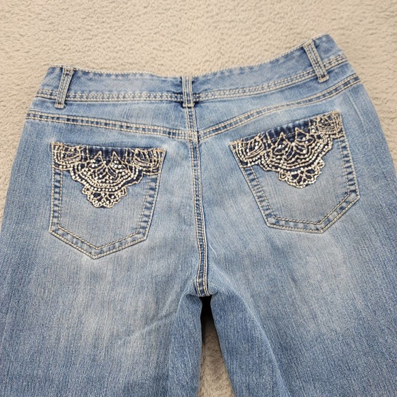 Bandolino Jeans Womens 8‎ Blue Denim Straight Distressed Mid Rise Casual Pockets - Picture 4 of 12